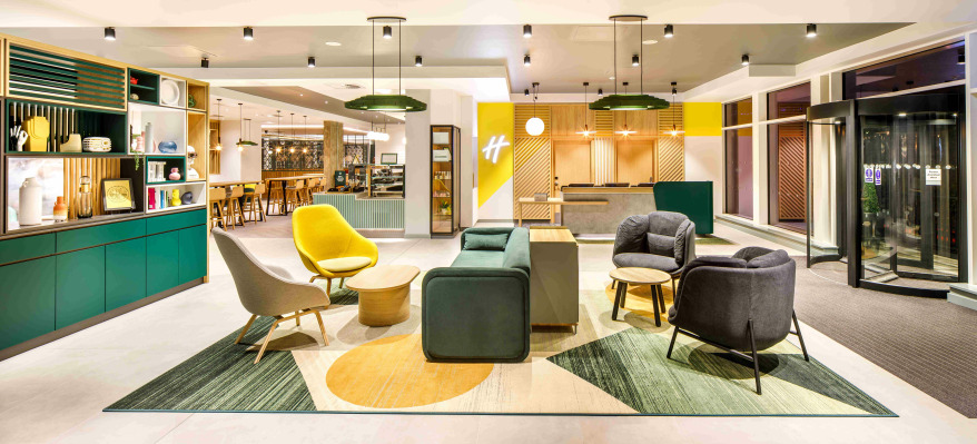 Holiday Inn Manchester Airport HI MAN Lobby 2
