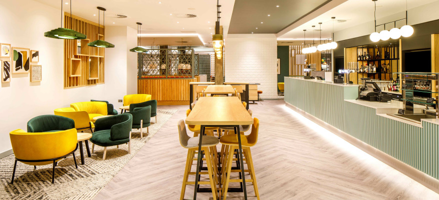 Holiday Inn Manchester Airport HI MAN Bar