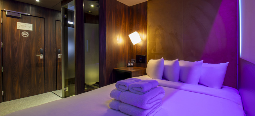 BLOC Hotel Gatwick Airport Gatwick Sleep 02
