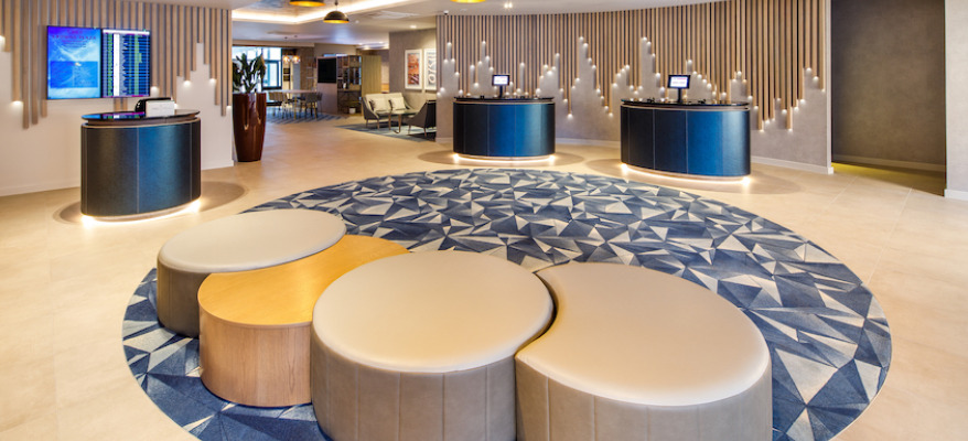 Crowne Plaza Manchester Airport Manchester Airport 7P7A8188 Edit