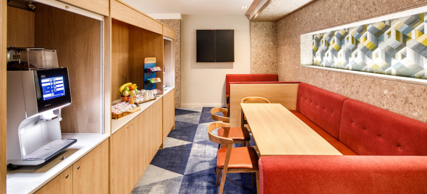 Crowne Plaza Manchester Airport Manchester Airport 7P7A8169 Edit
