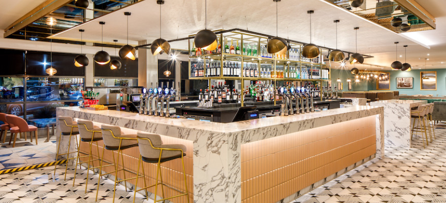 Crowne Plaza Manchester Airport Manchester Airport 7P7A9228 Edit