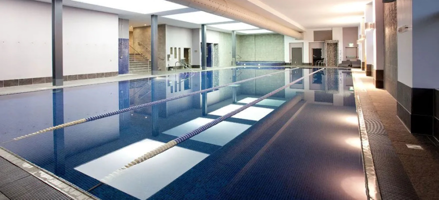 DoubleTree By Hilton Cadbury House Pool2