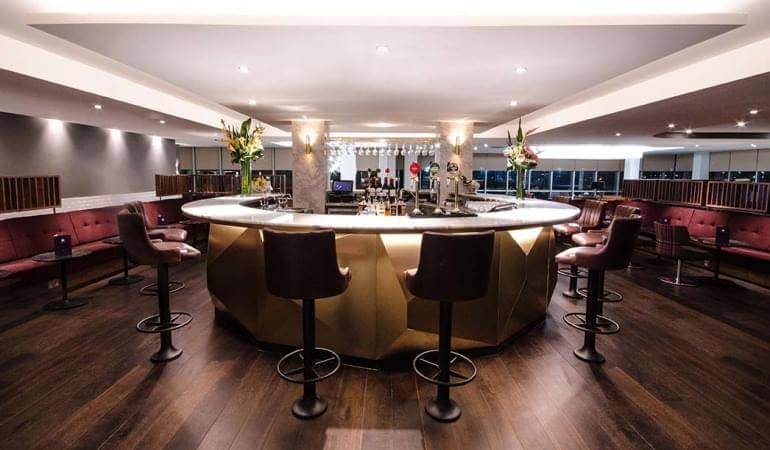 No1 lounge North LGWN Bar 