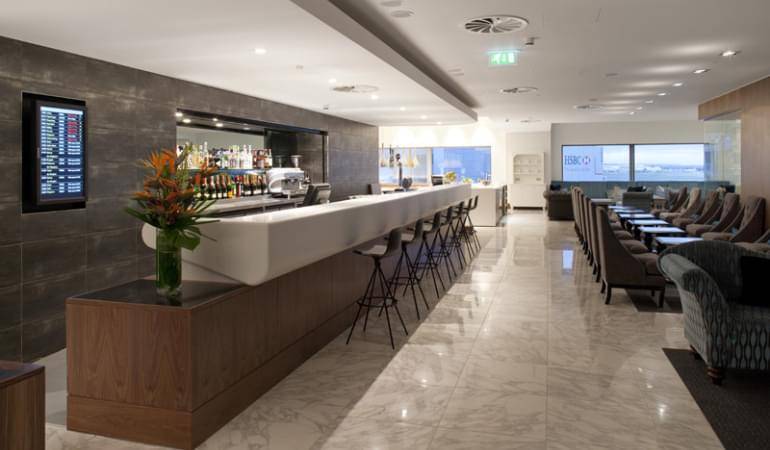 Terminal 3 Bar 2(2)