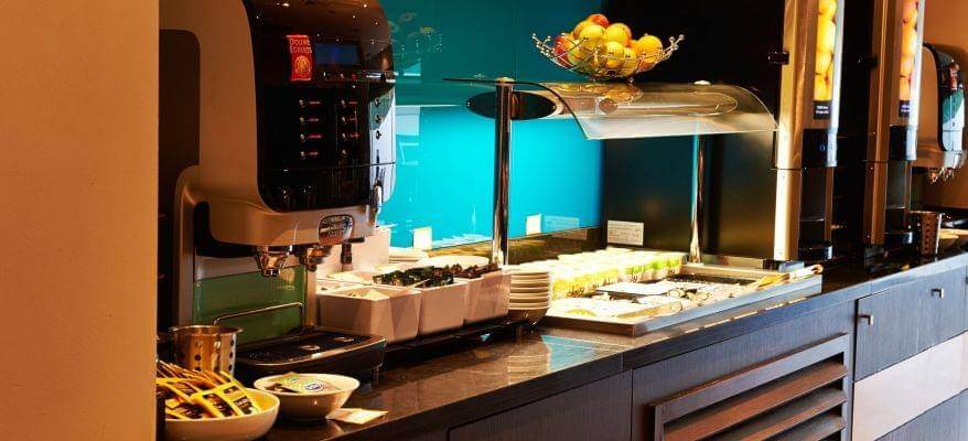 Holiday Inn Express Manchester Breakfast