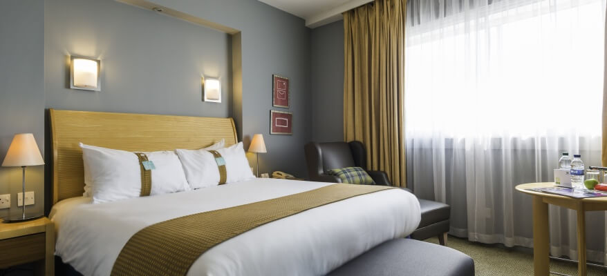 Holiday Inn London Heathrow - Ariel Bedroom 3
