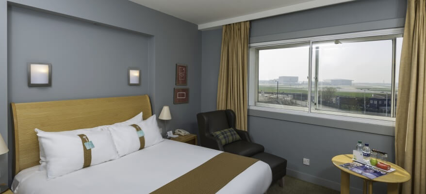 Holiday Inn London Heathrow - Ariel Bedroom 4