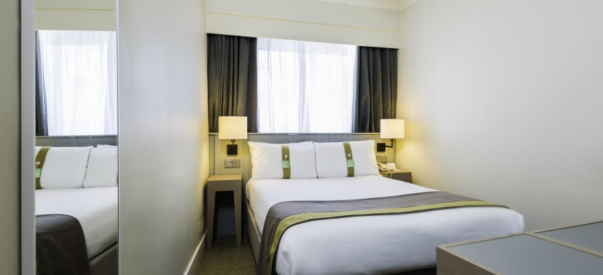 Holiday Inn London Heathrow - Ariel Bedroom 2