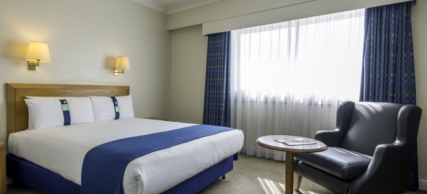 Holiday Inn London Heathrow - Ariel Bedroom 1
