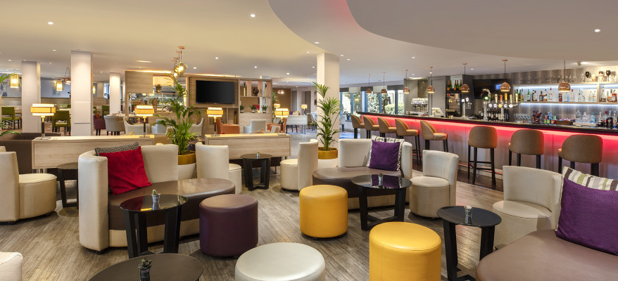 Leonardo Hotel Heathrow Airport Bar And Lounge Sm 2