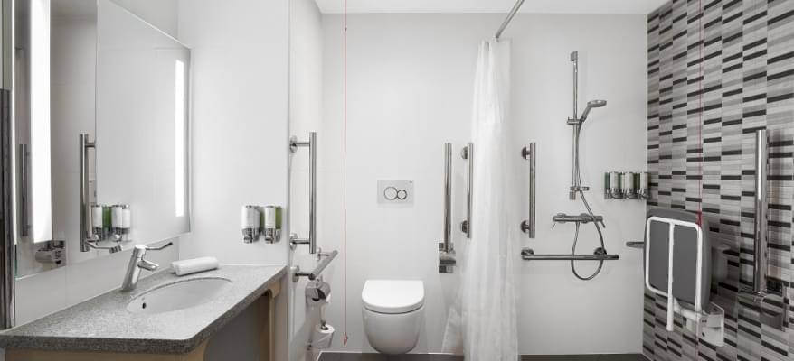 Hampton By Hilton Bristol Airport Accessible Bathroom