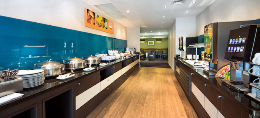 Holiday Inn Express Manchester Airport Breakfast1 Holiday Inn Express Manchester