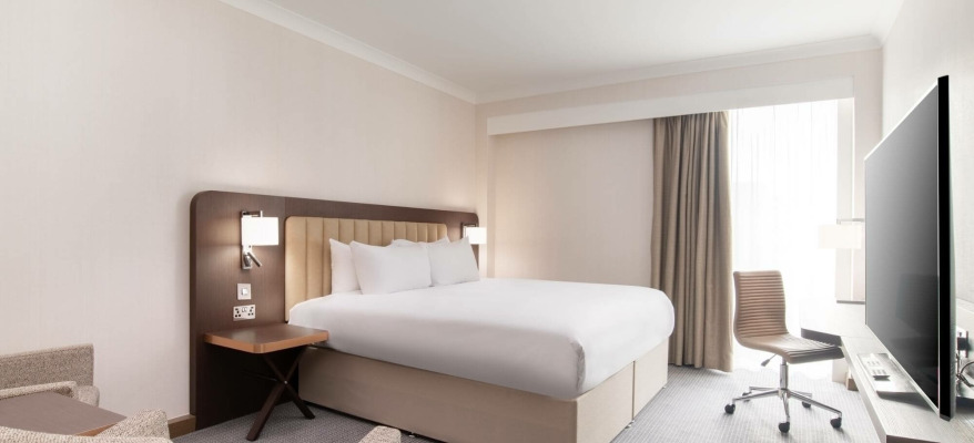 Hilton London Gatwick Airport King Deluxe Bedroom 1