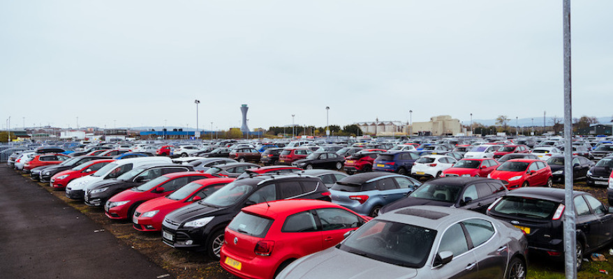 Secure Airparks Edinburgh wide angle of cars