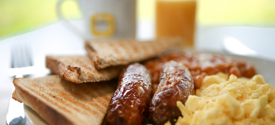 Holiday Inn Express Manchester Airport Breakfast