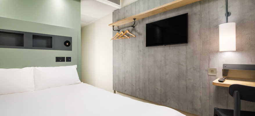 Manchester IBIS Budget & APH Manchester Airport Double Room Green(1)