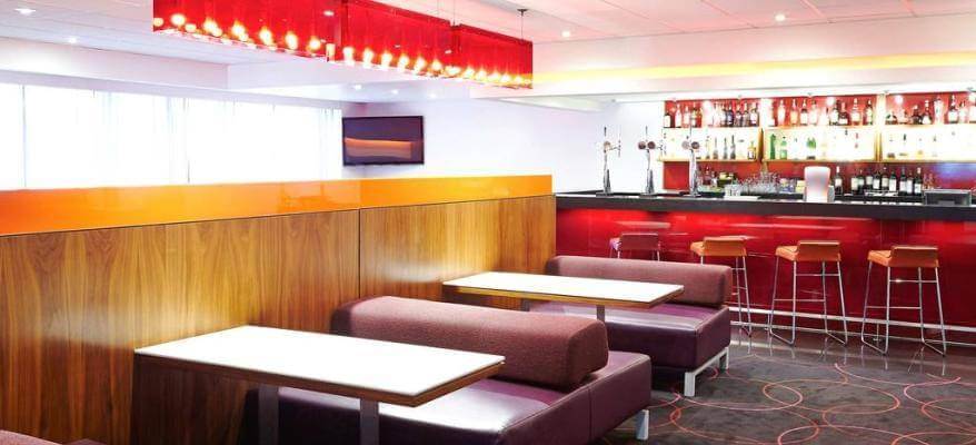 Novotel Birmingham Airport Bar
