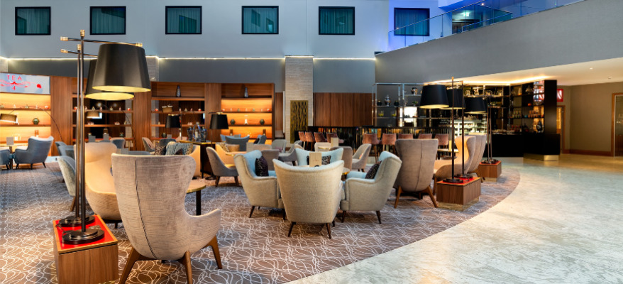 Crowne Plaza T4 Heathrow Airport 8