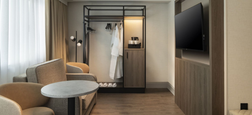 AC By Marriott NEC & Airport 7