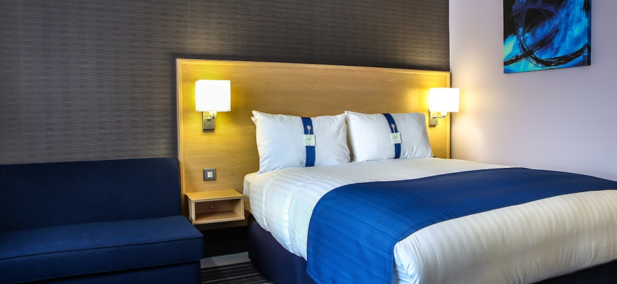 Holiday Inn Express Manchester Airport Bedrooms Holiday Inn Express Manchester