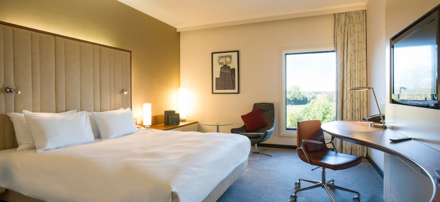 Hilton Heathrow Terminal 5 Heathrow Airport Bedroom
